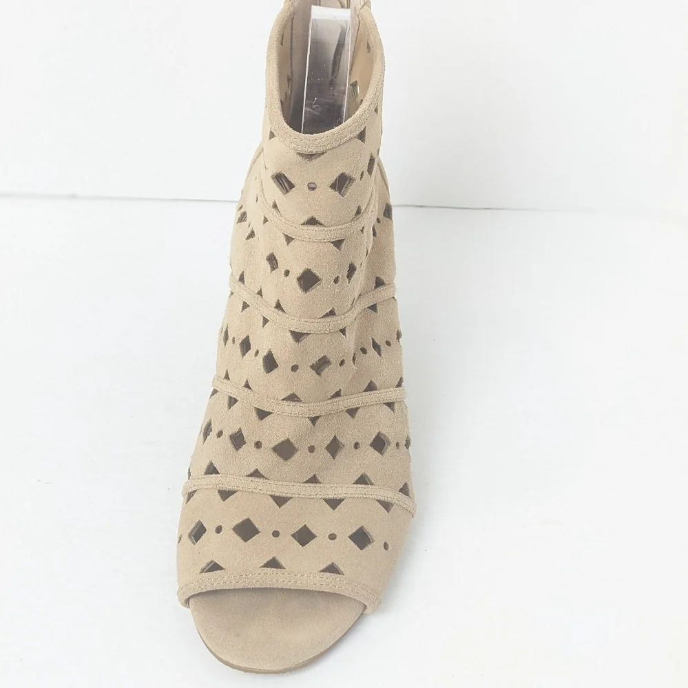 Michael Kors Uma Wedge - Picture 3 of 16